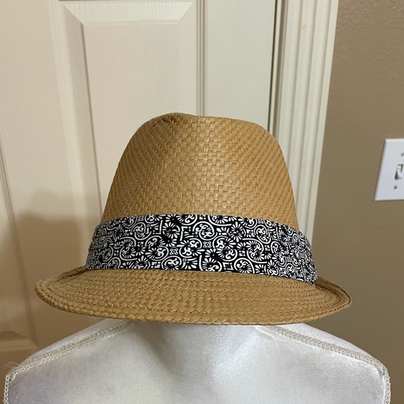 Straw fedora